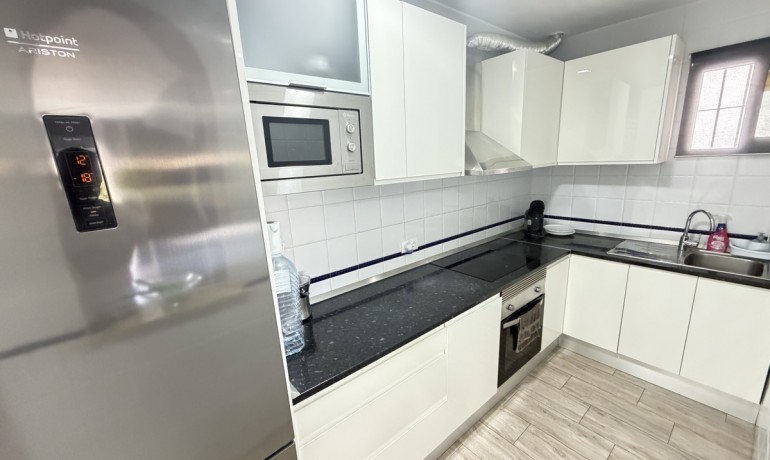 Sale - Villa -
Villamartin