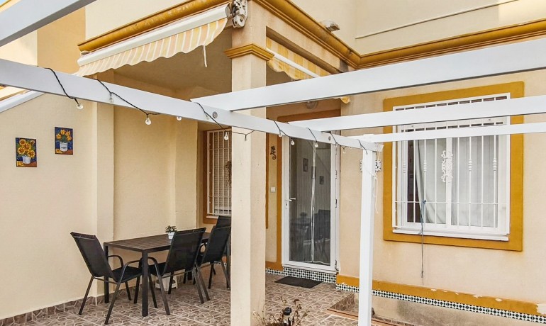Herverkoop - Appartement / Flat -
Orihuela Costa* - Playa Flamenca*