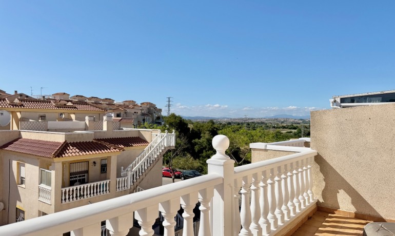 Sale - House -
Guardamar del Segura - El Eden