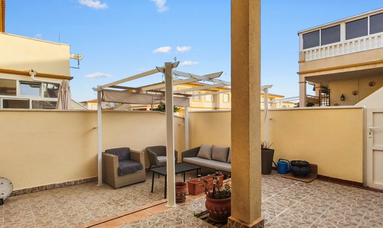 Venta - Apartamento / piso -
Orihuela Costa - Playa Flamenca