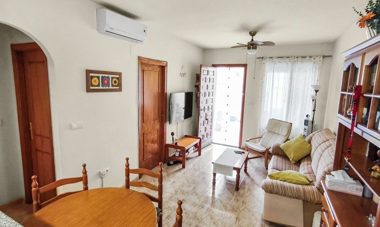 Venta - Apartamento / piso -
Orihuela Costa - Playa Flamenca