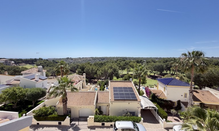 Venta - Villa -
Las Ramblas Golf