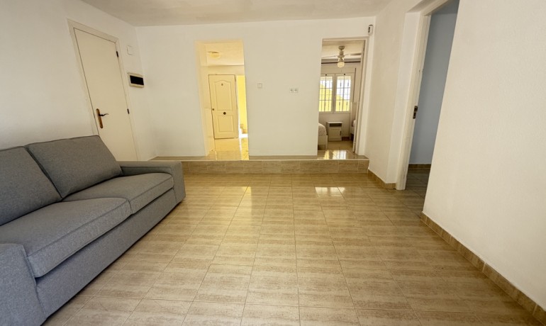 Venta - Villa -
Las Ramblas Golf