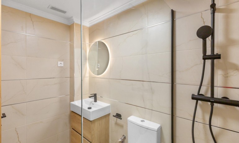Sale - Apartment / Flat -
Torrevieja* - Torreblanca