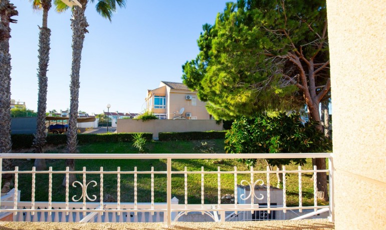 Sale - Apartment / Flat -
Torrevieja* - Torreblanca