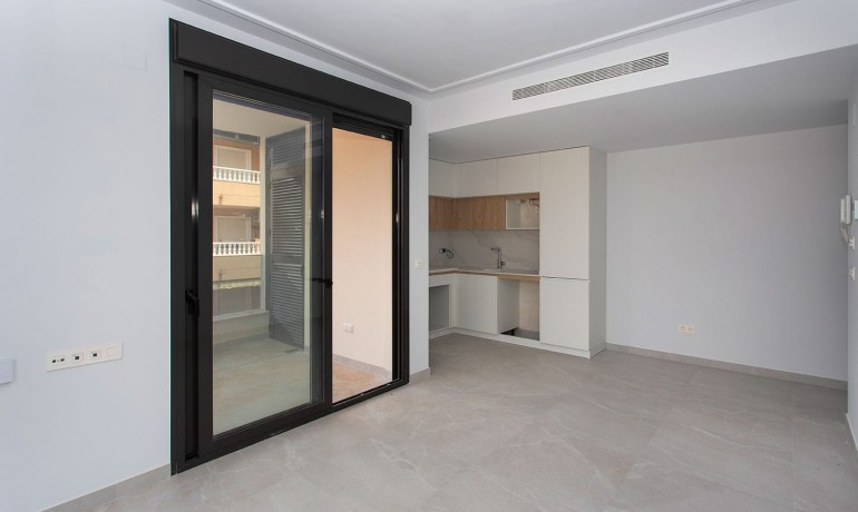 Sale - Apartment / Flat -
Torrevieja* - Torrevieja