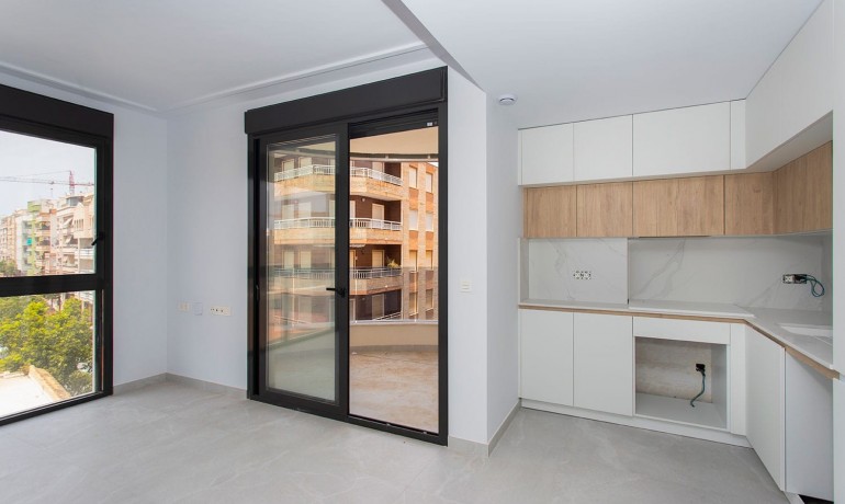 Sale - Apartment / Flat -
Torrevieja* - Torrevieja