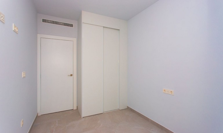 Sale - Apartment / Flat -
Torrevieja* - Torrevieja