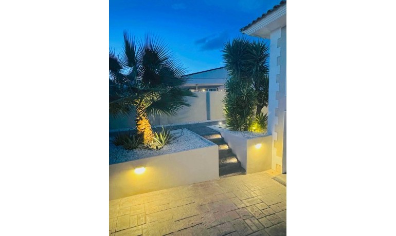 Sale - Villa -
L´Alfàs del Pí* - pueblo