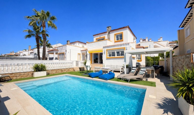 Revente - Villa -
Los Dolses
