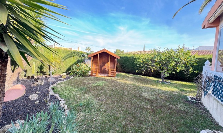 Sale - Villa -
Orihuela Costa* - Cabo Roig