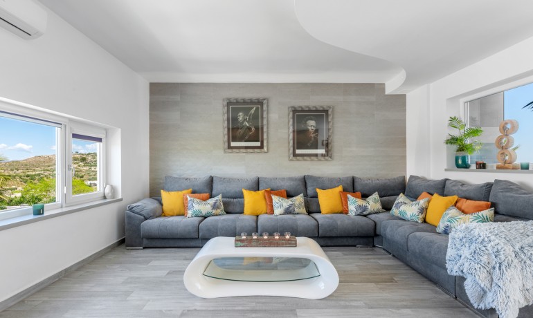 Herverkoop - Villa -
Torremendo