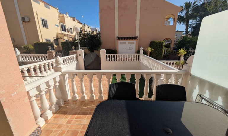 Sale - House -
Playa Flamenca