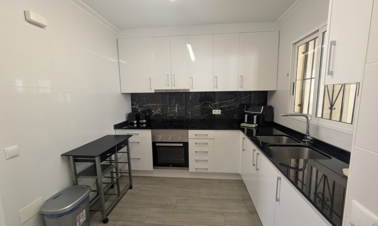 Sale - House -
Playa Flamenca