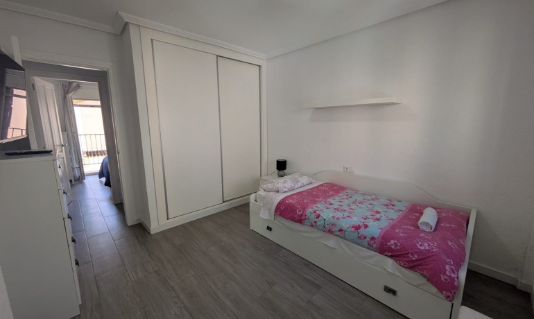 Sale - House -
Playa Flamenca