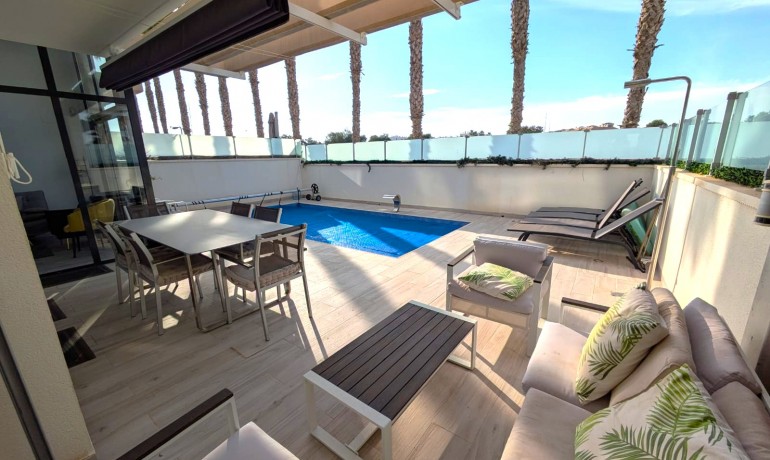 Revente - Villa -
Lomas de Cabo Roig
