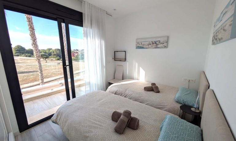 Revente - Villa -
Lomas de Cabo Roig