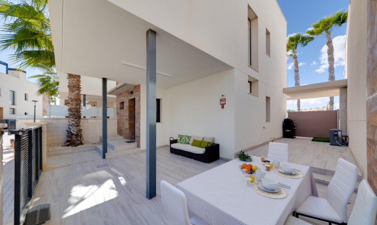 Revente - Villa -
Lomas de Cabo Roig