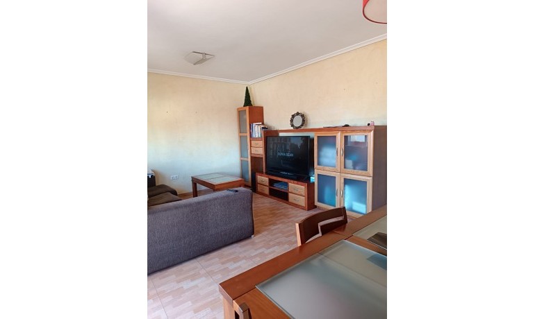 Venta - Apartamento / piso -
Los Montesinos