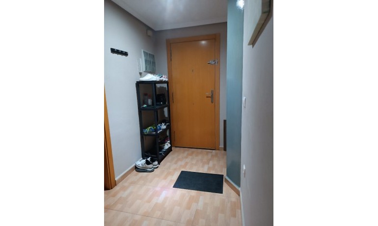 Venta - Apartamento / piso -
Los Montesinos
