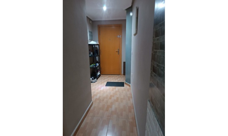 Venta - Apartamento / piso -
Los Montesinos