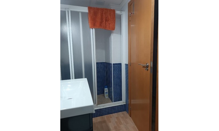 Venta - Apartamento / piso -
Los Montesinos