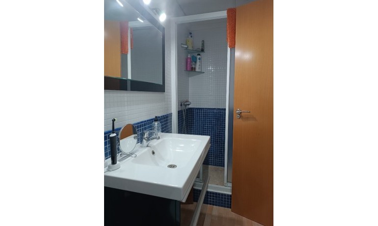 Venta - Apartamento / piso -
Los Montesinos