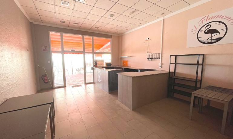 Venta - Comercial -
Algorfa - La Finca Golf
