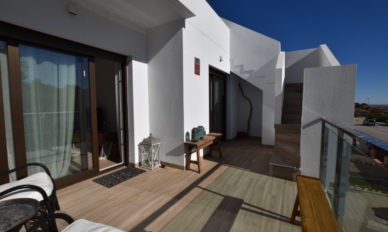 Venta - Apartamento / piso -
Los Montesinos - Entre Naranjos / Vistabella Golf