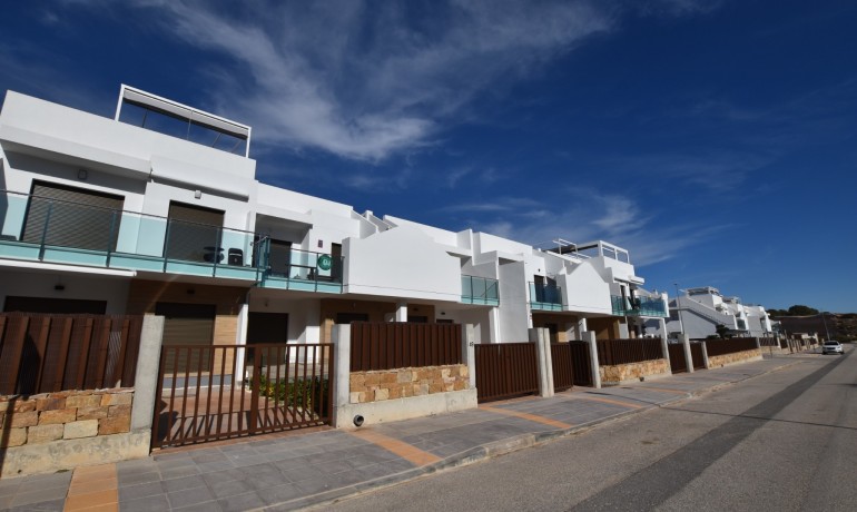 Venta - Apartamento / piso -
Los Montesinos - Entre Naranjos / Vistabella Golf