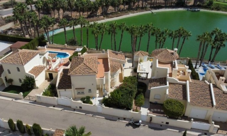 Venta - Villa -
Orihuela Costa - Costa Blanca