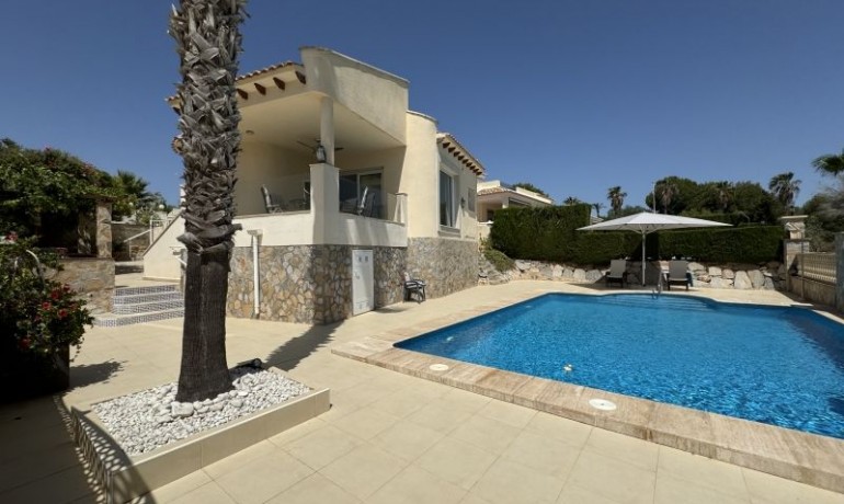Venta - Villa -
Orihuela Costa - Costa Blanca