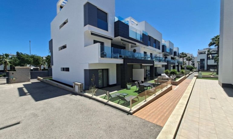 Sale - Apartment / Flat -
Guardamar del Segura* - El Raso