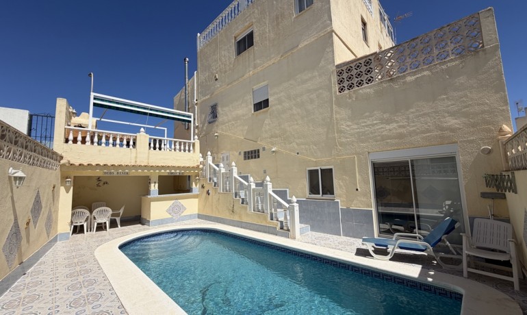 Sale - House -
San Miguel de Salinas* - San Miguel De Salinas