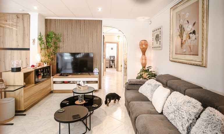 Venta - Casa -
La Marina - LA MARINA