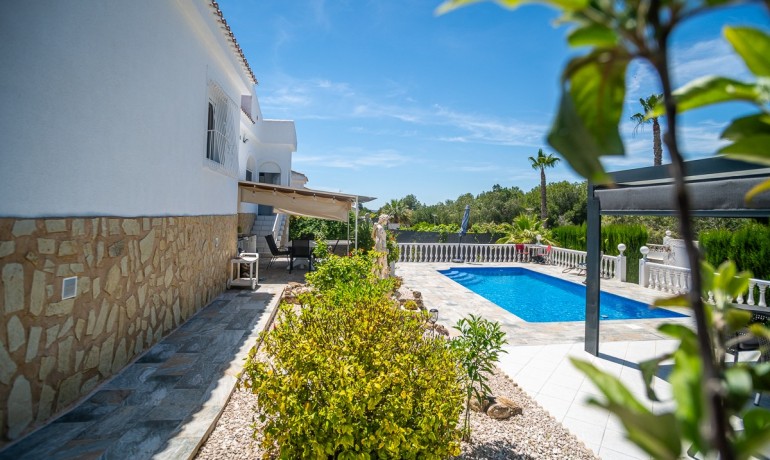Venta - Casa -
La Marina - LA MARINA