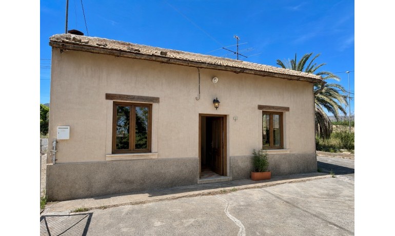 Sale - Villa -
La Romana - Villas de la Romana