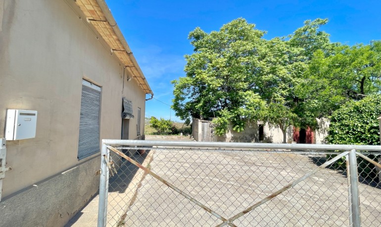 Sale - Villa -
La Romana - Villas de la Romana