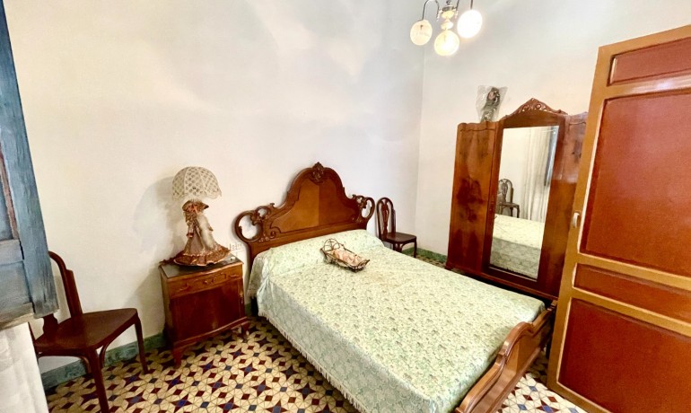 Sale - Villa -
La Romana - Villas de la Romana