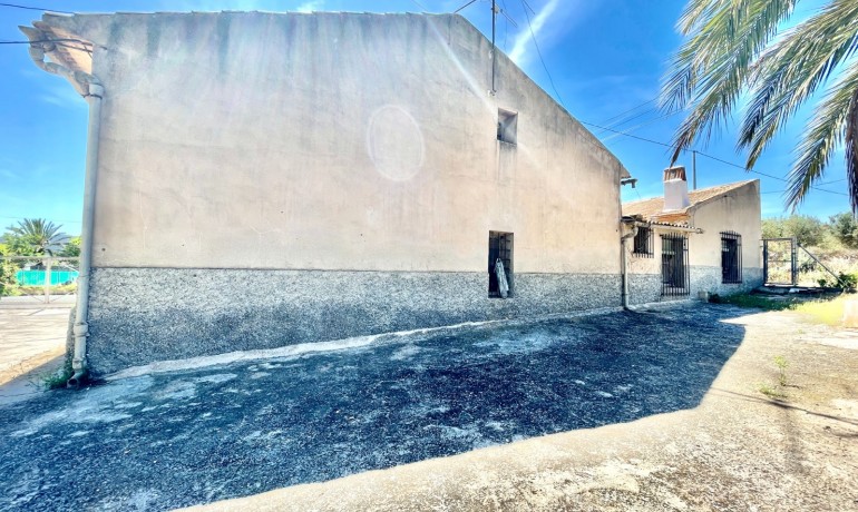 Sale - Villa -
La Romana - Villas de la Romana