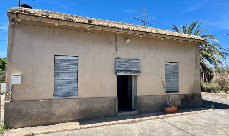 Sale - Villa -
La Romana - Villas de la Romana