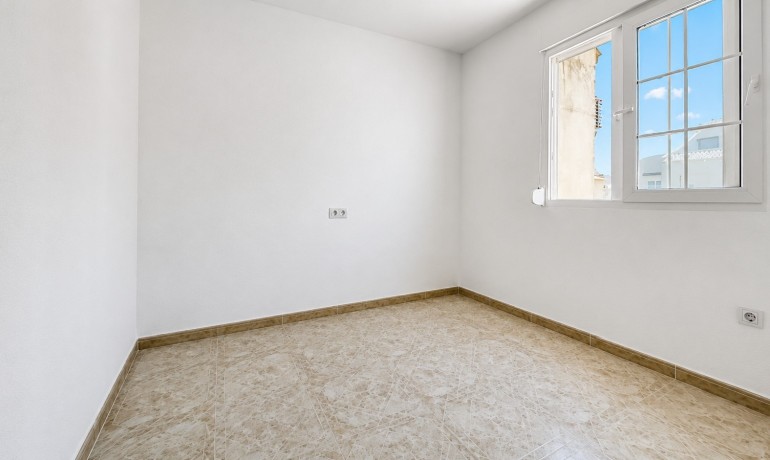 Sale - Apartment / Flat -
Orihuela Costa* - Los Almendros