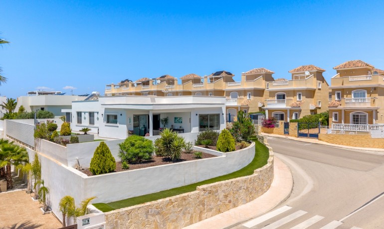Sale - Villa -
La Marina* - La Marina