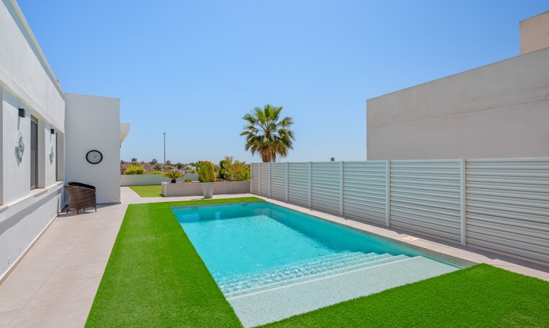 Sale - Villa -
La Marina