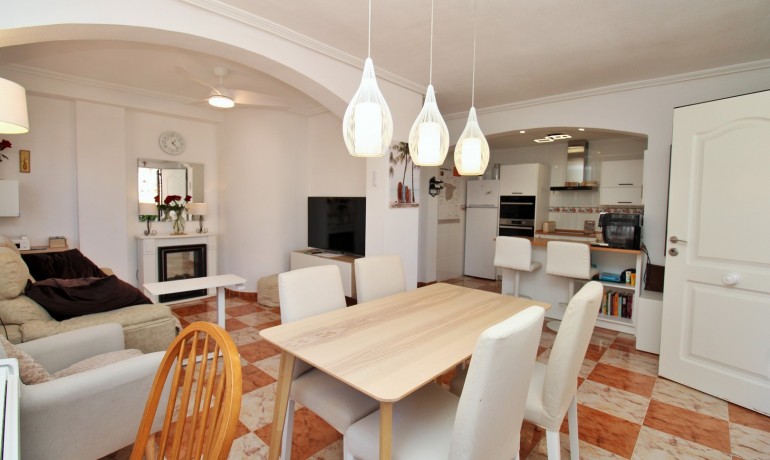 Sale - House -
Orihuela Costa* - Cabo Roig