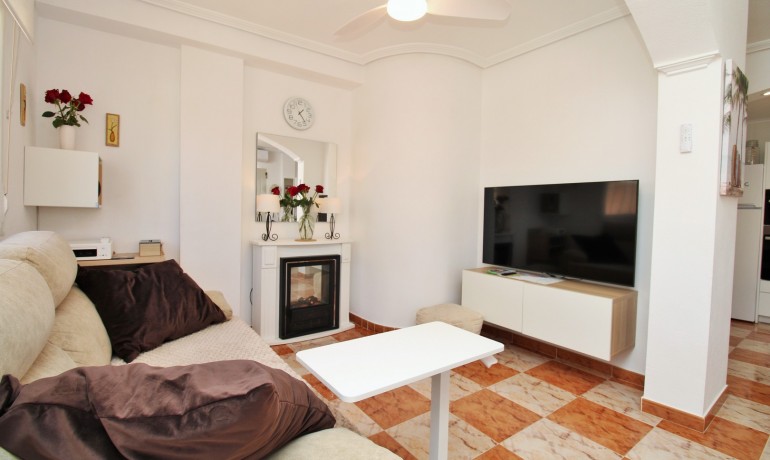 Sale - House -
Orihuela Costa* - Cabo Roig