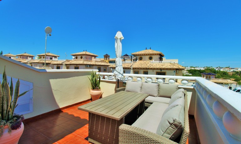 Sale - House -
Orihuela Costa* - Cabo Roig