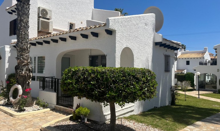 Sale - House -
Orihuela Costa* - Cabo Roig Playa