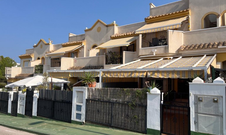 Sale - House -
Torrevieja* - Los Altos