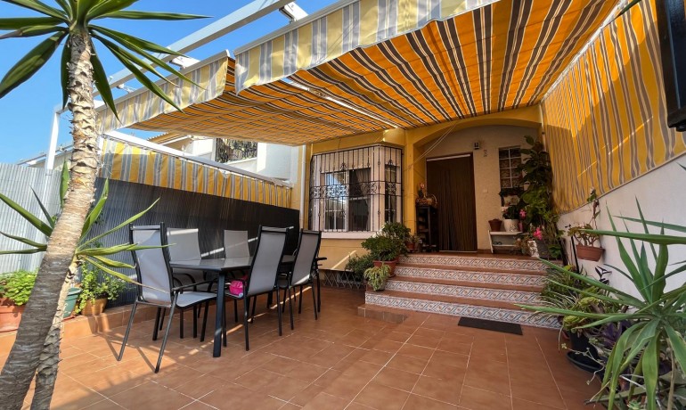 Sale - House -
Torrevieja* - Los Altos